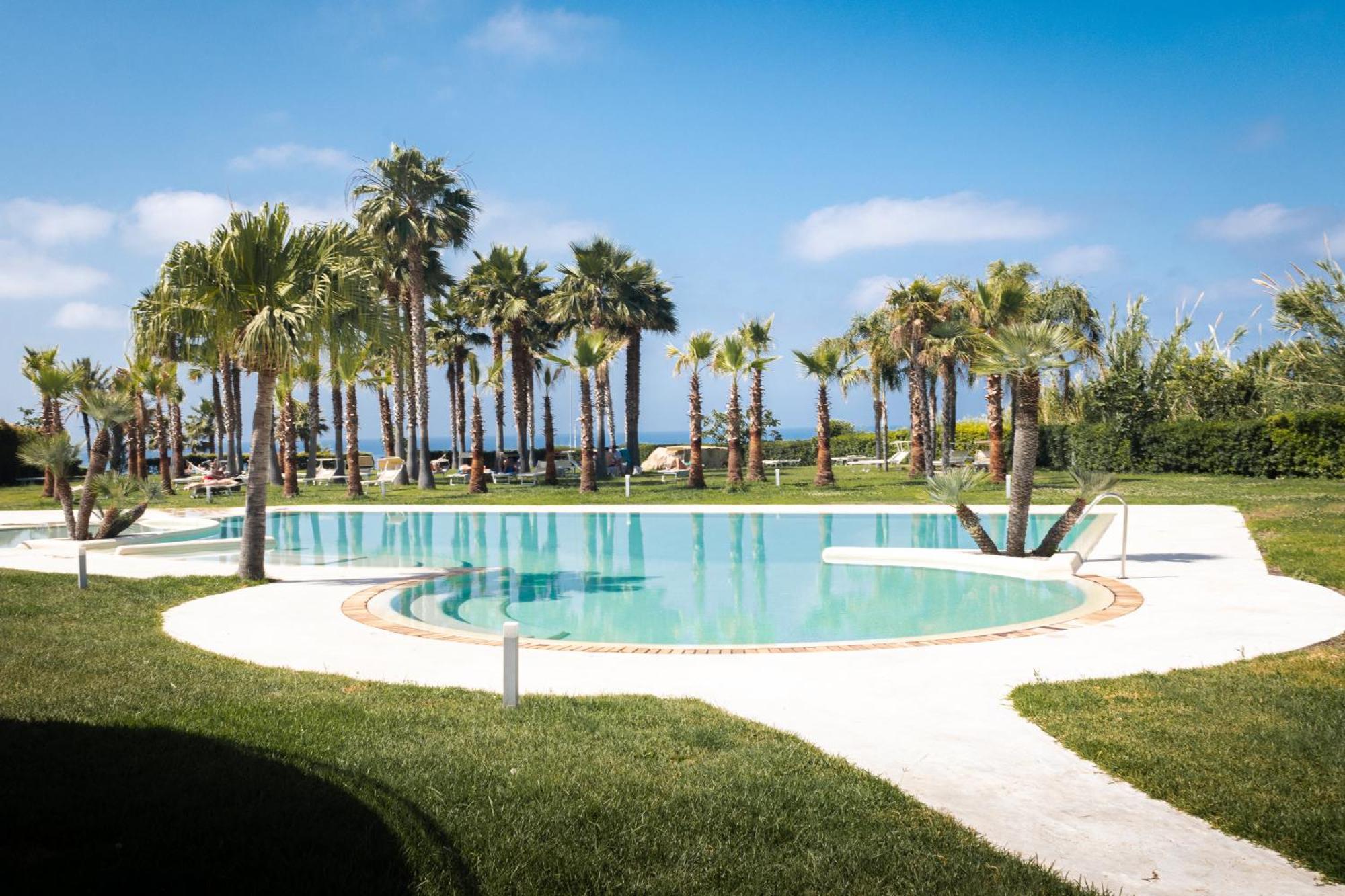 Infinity Resort Tropea Parghelia Eksteriør billede